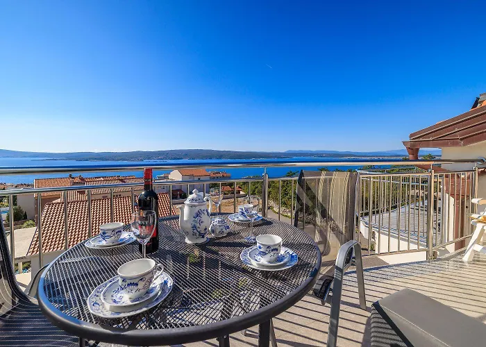 Apartment Malerisches Mit Grandiosem Meerblick, Grillbereich, Waschmaschine *
