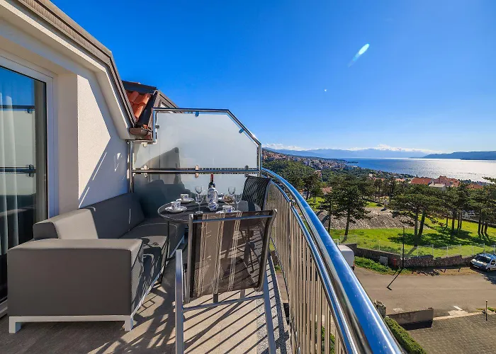 Malerisches Mit Grandiosem Meerblick, Grillbereich, Waschmaschine Apartment Crikvenica